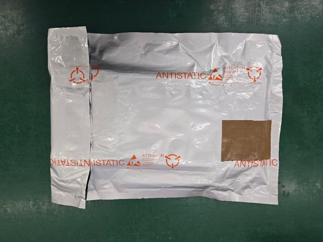 Altera FPGA Cyclone EP1C6Q240I7N 33個　未使用