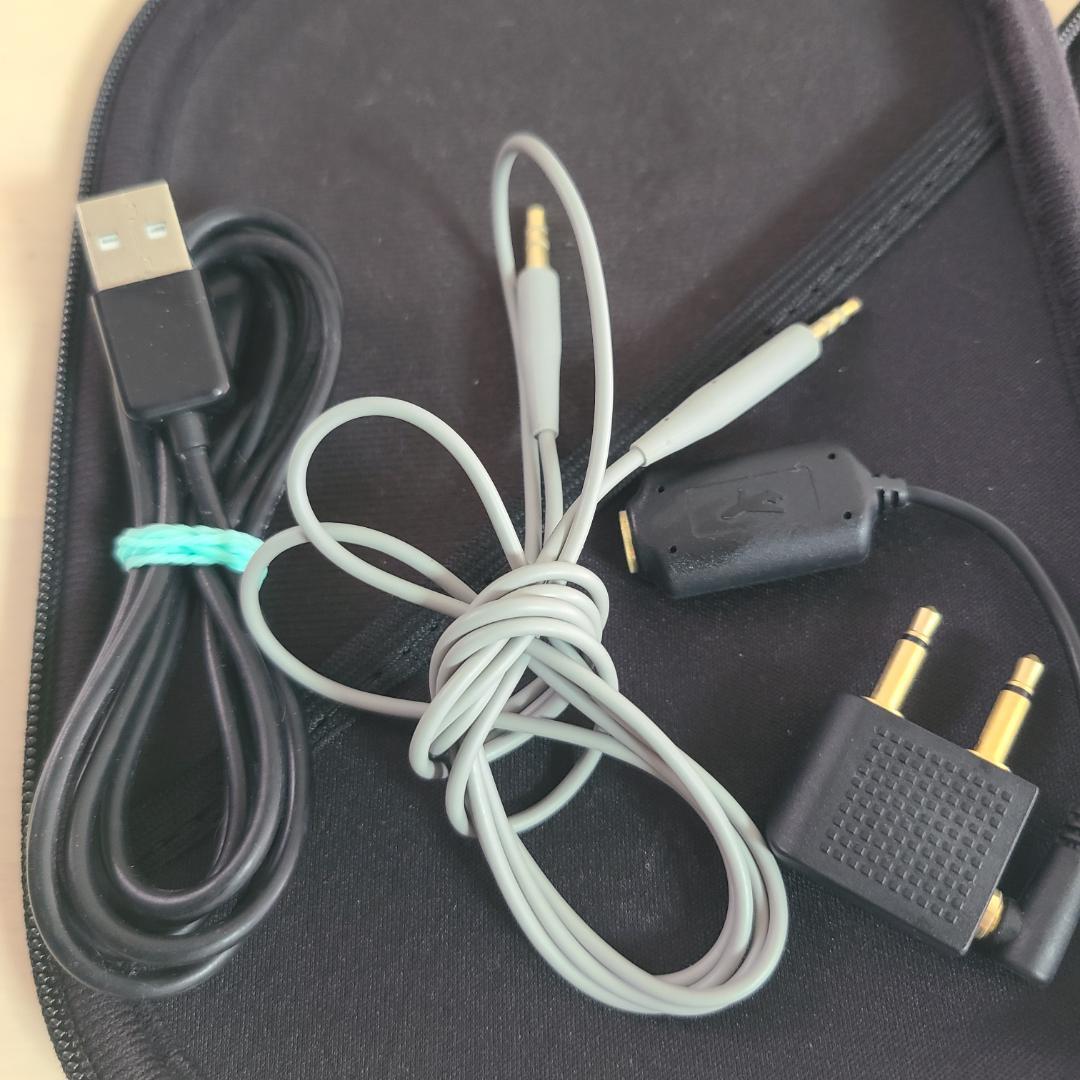 廃盤カラー Bose QuietComfort 35 II シルバー