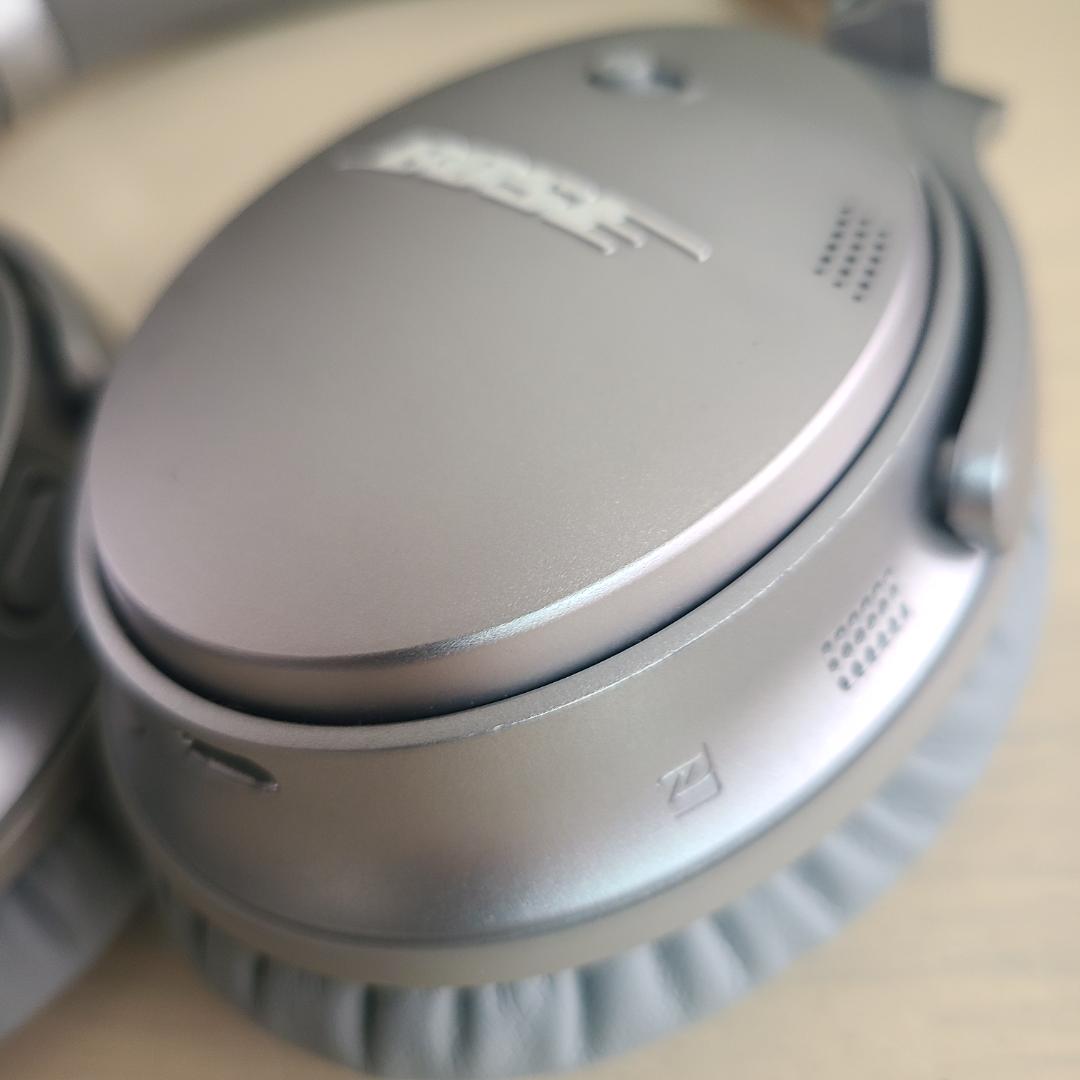 廃盤カラー Bose QuietComfort 35 II シルバー