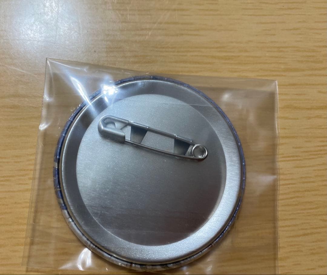 オランピアソワレオラソワヒムカホワイトデーキラキラ缶バッジ