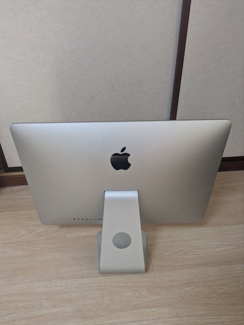Apple iMac 21.5インチ 1TB HDD　(2016)
