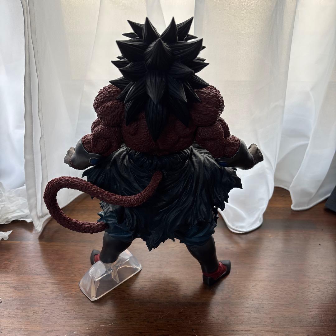 ドラゴンボールフィギュア ブロリー