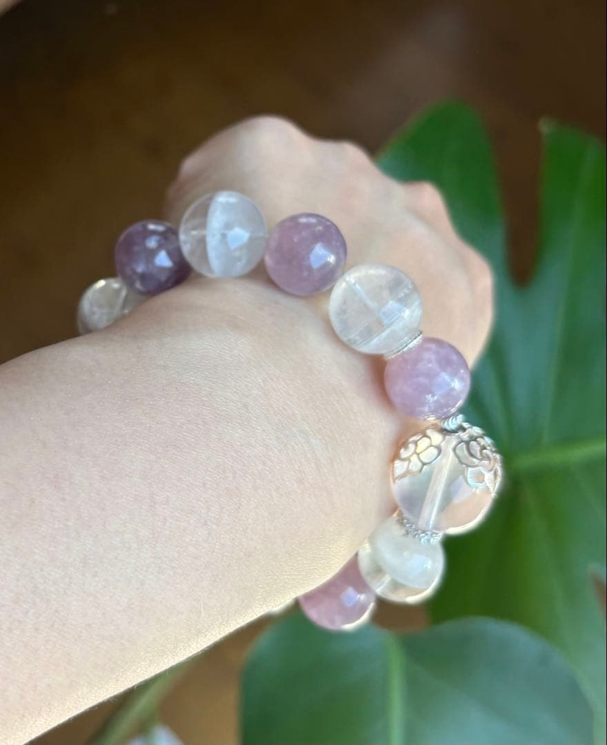 セールキラキラ天然石　ピンクマイカ&千層ガーデンブレス