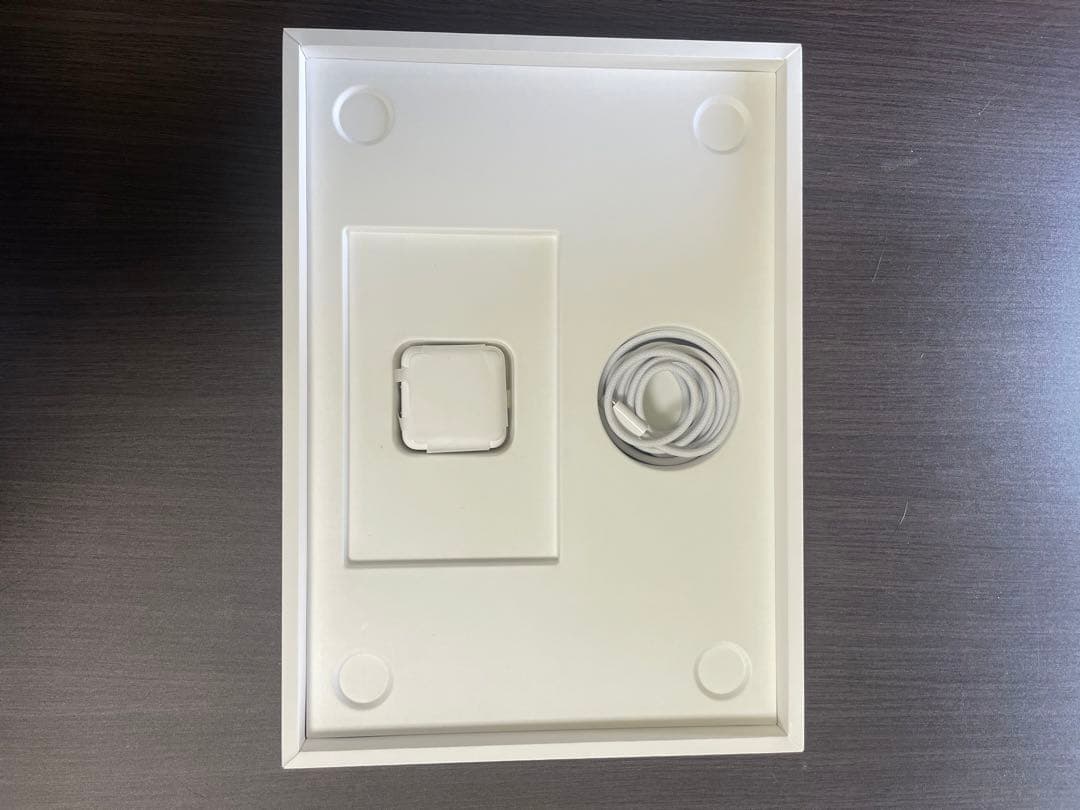 【美品】Apple MacBook Air 2024 M3 13インチ