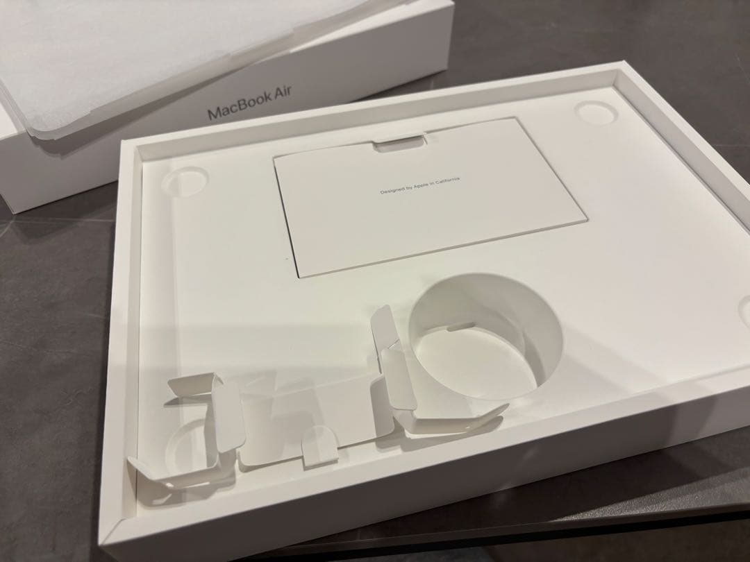 『超美品！』Apple MacBook 2025シルバー 付属品あり