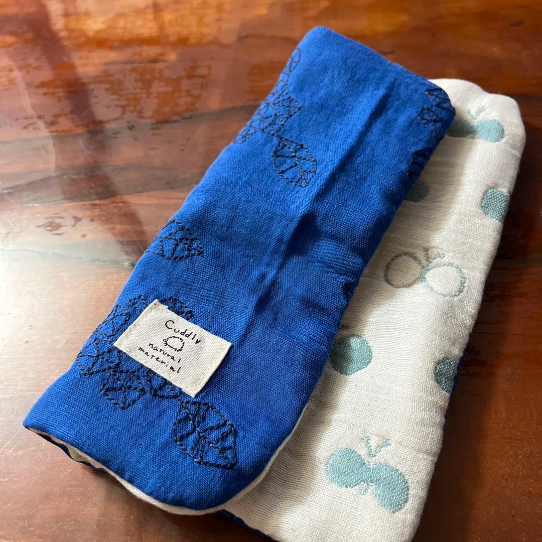 8重ガーゼハンカチ 紫陽花刺繍ガーゼ ②