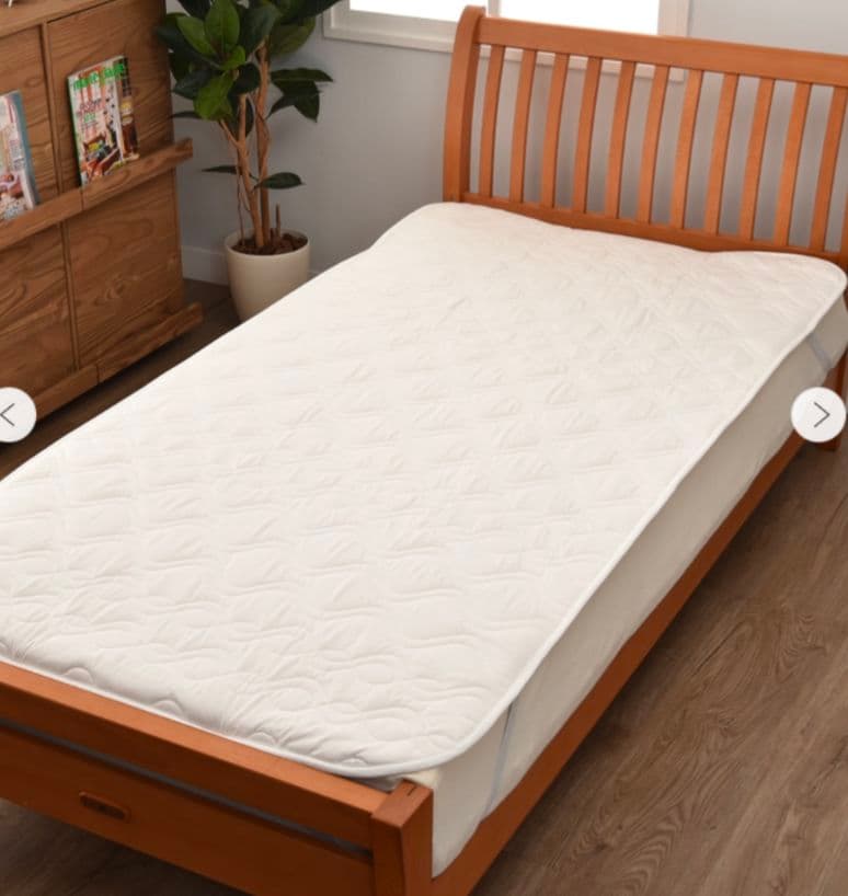 セミダブル西川ベッドパッド　中綿コットン