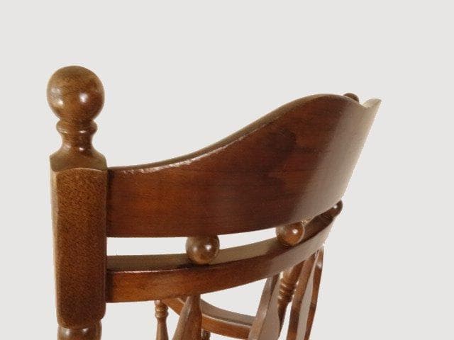 木製　ロッキングチェアー　彫刻入　再塗装済　ＵＳＥＤ