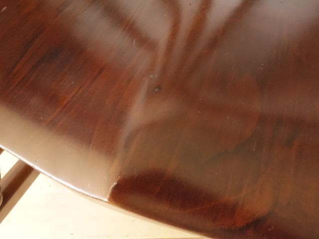 木製　ロッキングチェアー　彫刻入　再塗装済　ＵＳＥＤ