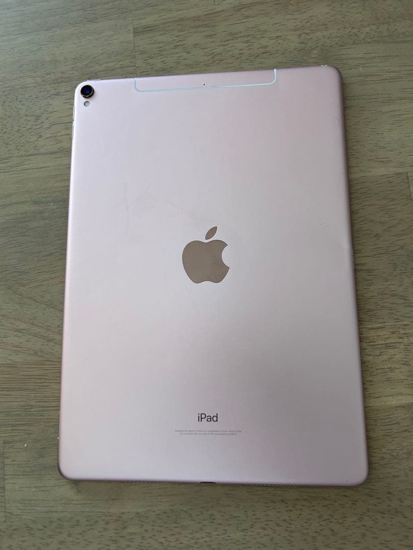 Apple iPad 10.2インチ ローズゴールド