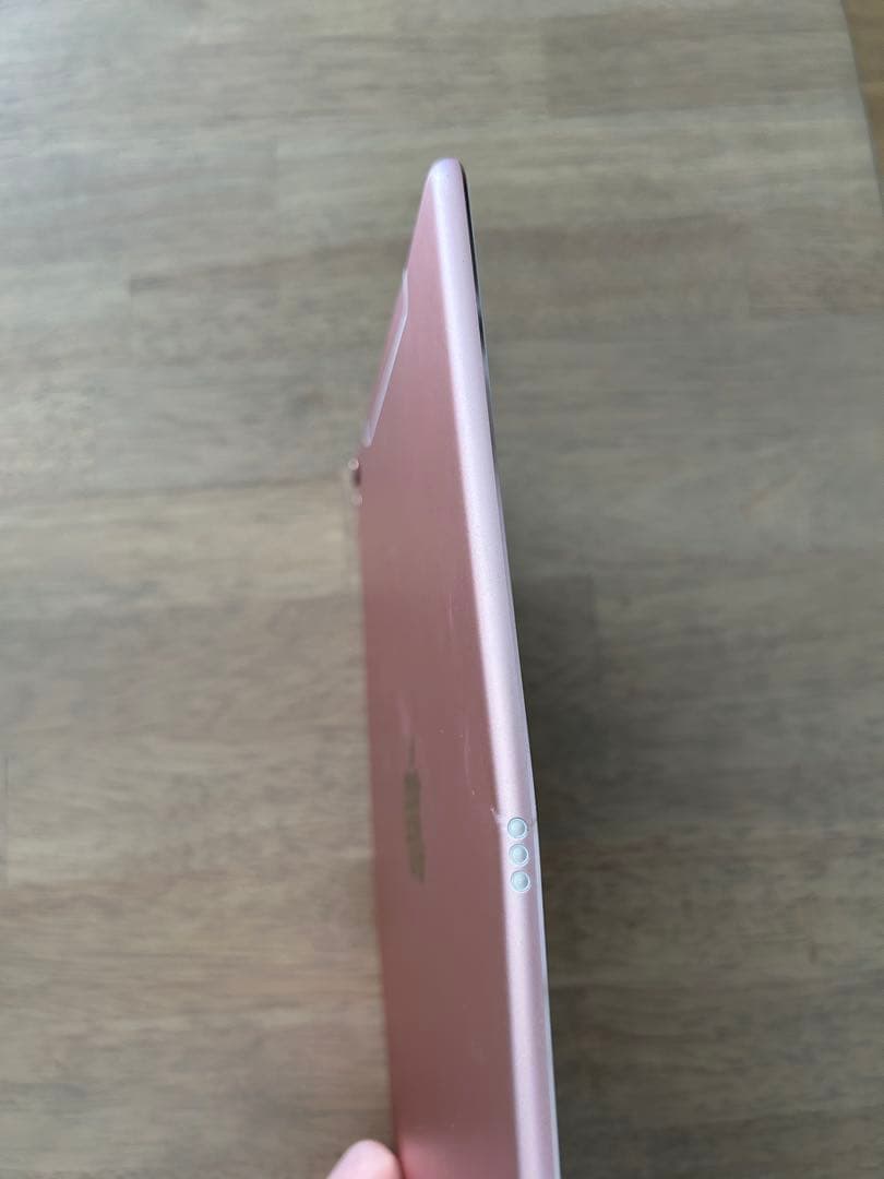 Apple iPad 10.2インチ ローズゴールド