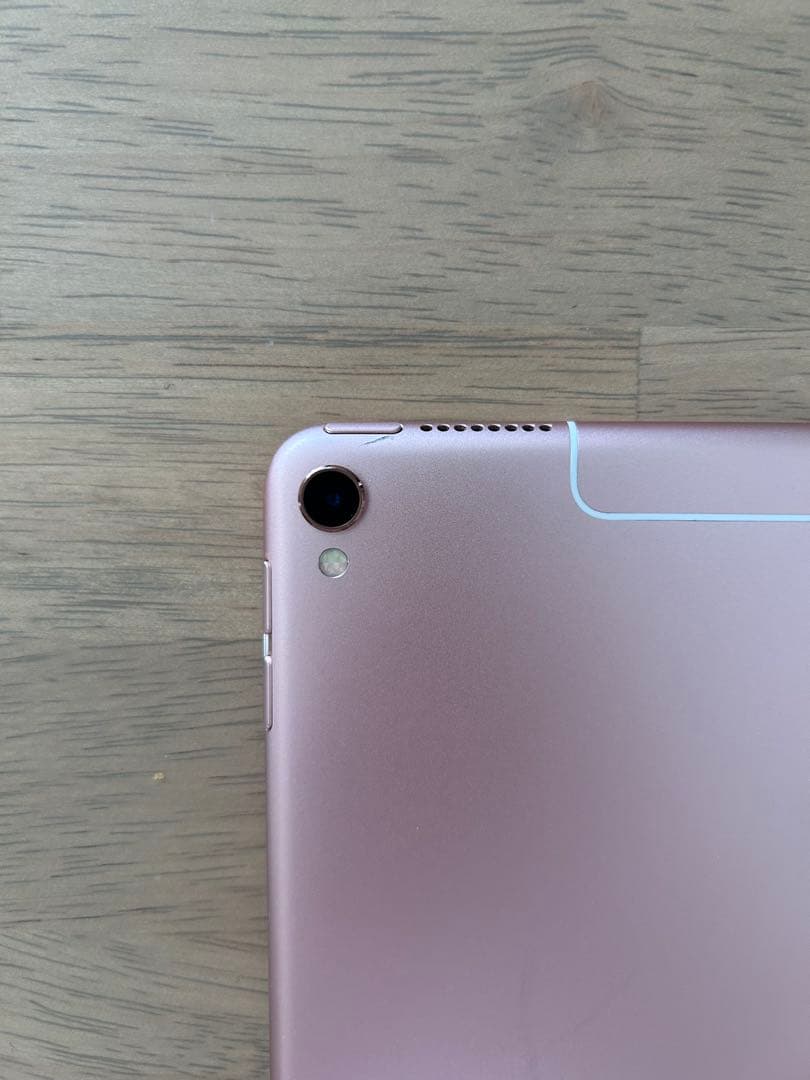 Apple iPad 10.2インチ ローズゴールド