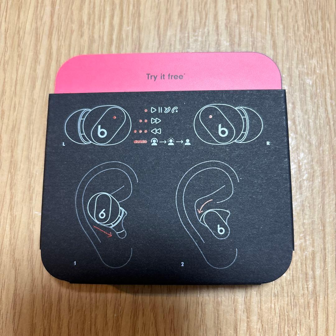 Beats Studio Buds レッド 完全ワイヤレスイヤホン