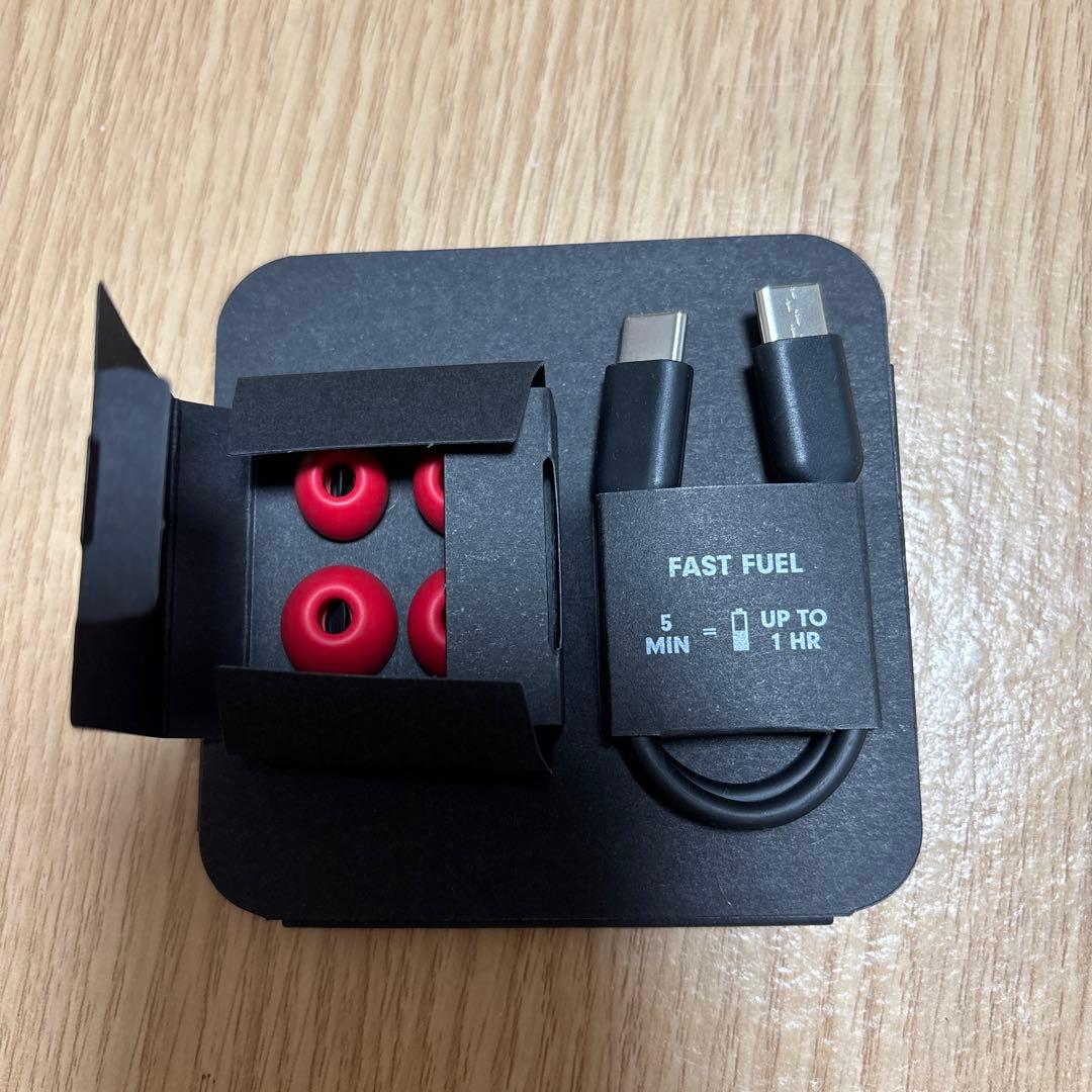 Beats Studio Buds レッド 完全ワイヤレスイヤホン