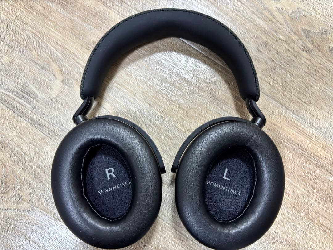 新品同様Sennheiser MOMENTUM 4 ゼンハイザーモメンタム4