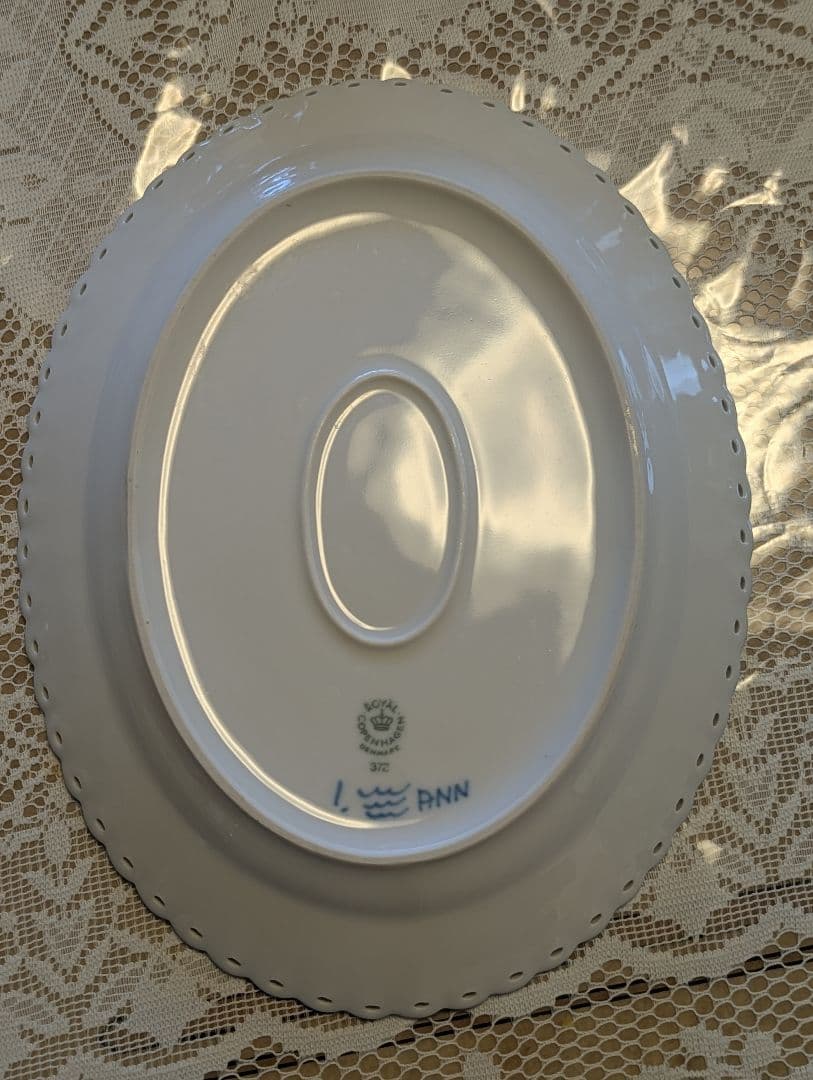 ロイヤルコペンハーゲン　ブルーフルーテッド フルレース　楕円形プレート