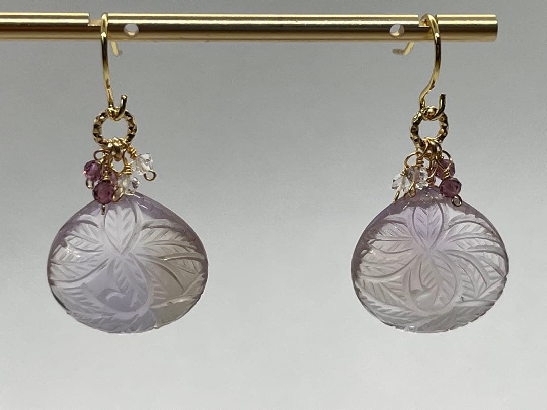 みっちゃん　14kgf アメトリン リーフカービングピアス