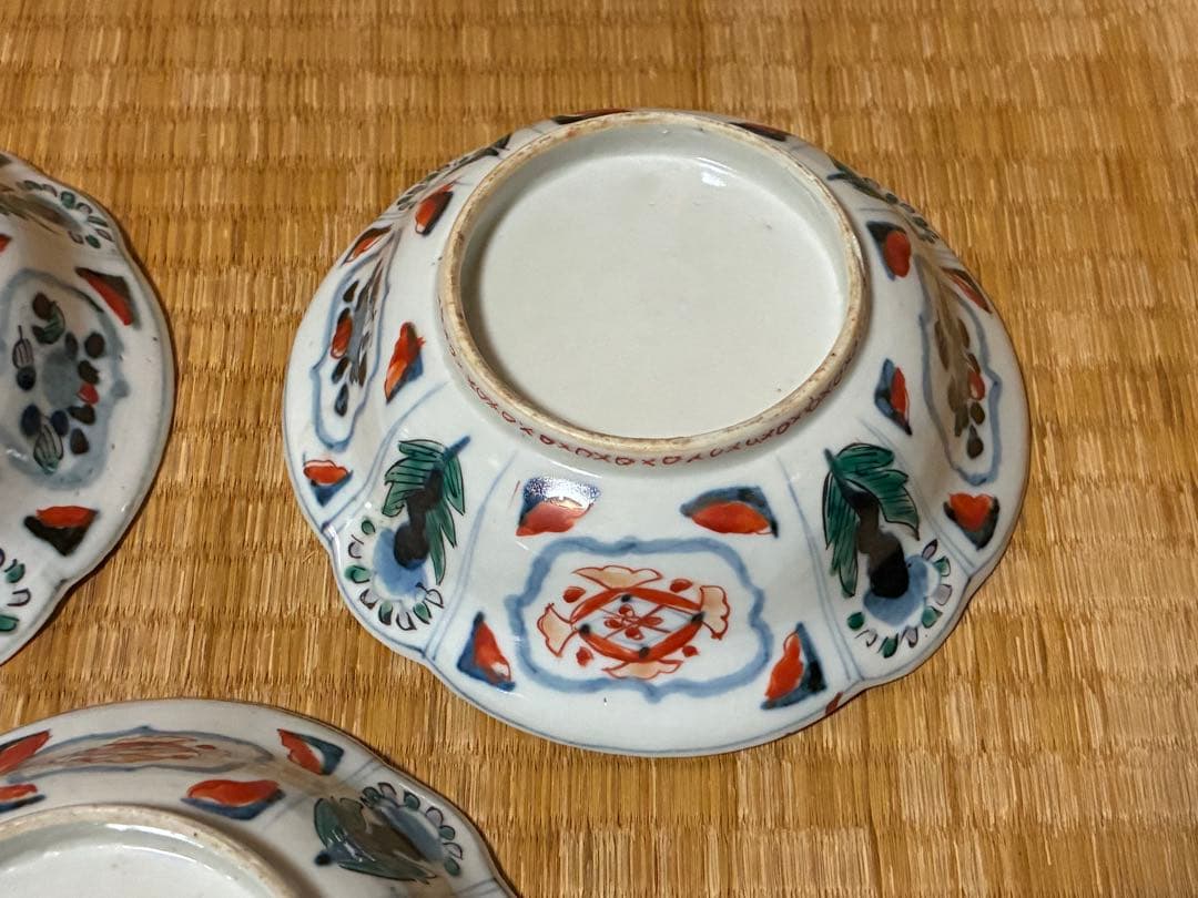 古伊万里 金彩 色絵 花と鳥の絵柄 変形皿 三枚 まとめて 時代物