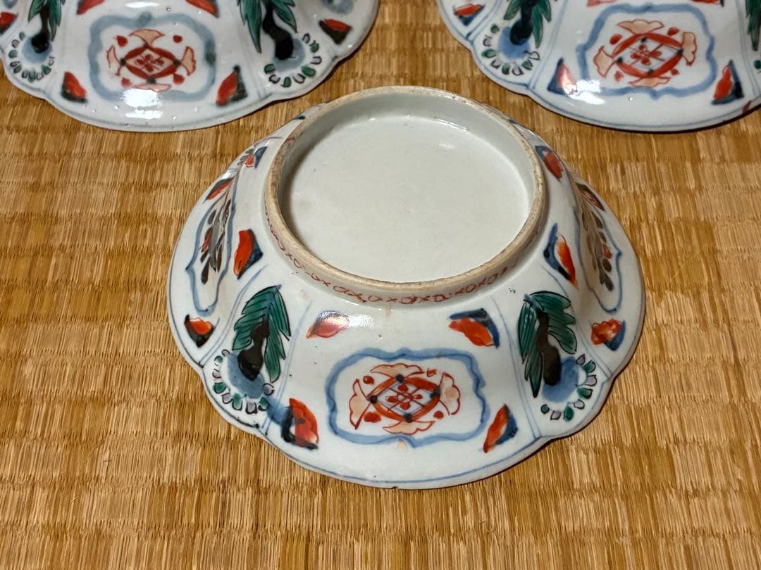 古伊万里 金彩 色絵 花と鳥の絵柄 変形皿 三枚 まとめて 時代物