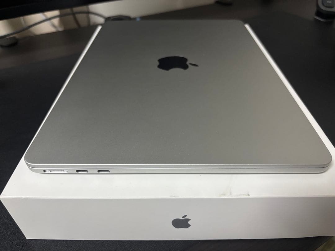 Apple MacBook Air 13インチ M3 256GB