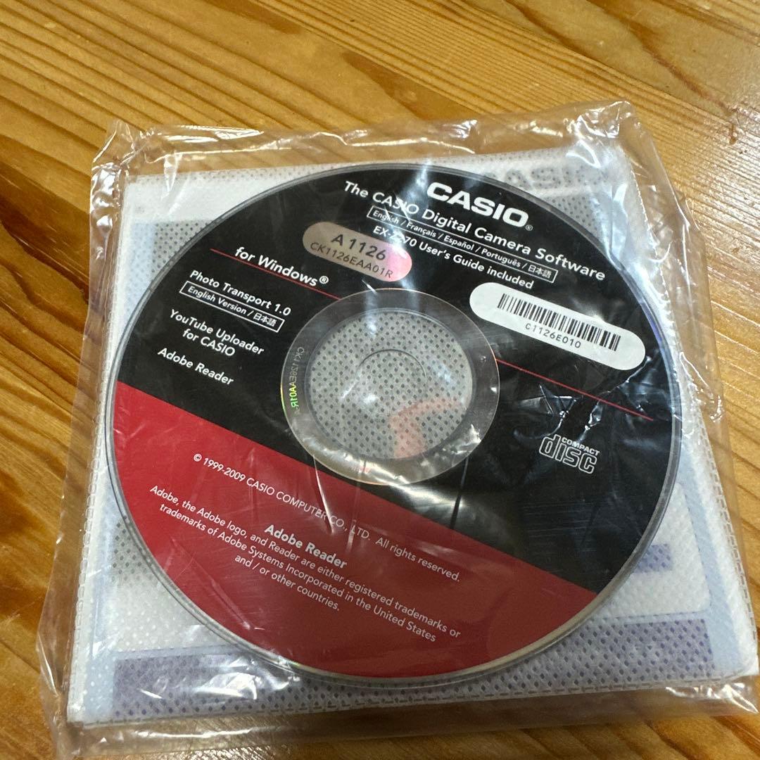 CASIO EXILIM EX-Z270 10.1メガピクセル コンデジ　元箱付