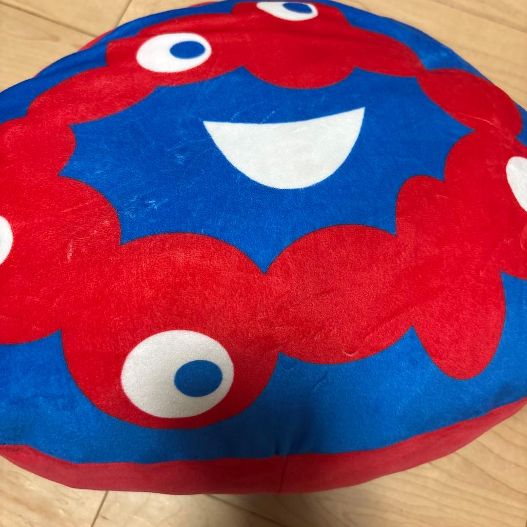 キャラクタークッションとキーホルダーセット