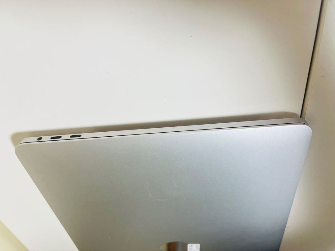 MacBook本体 Macbook Pro 2020 core i7 16gb 512gb