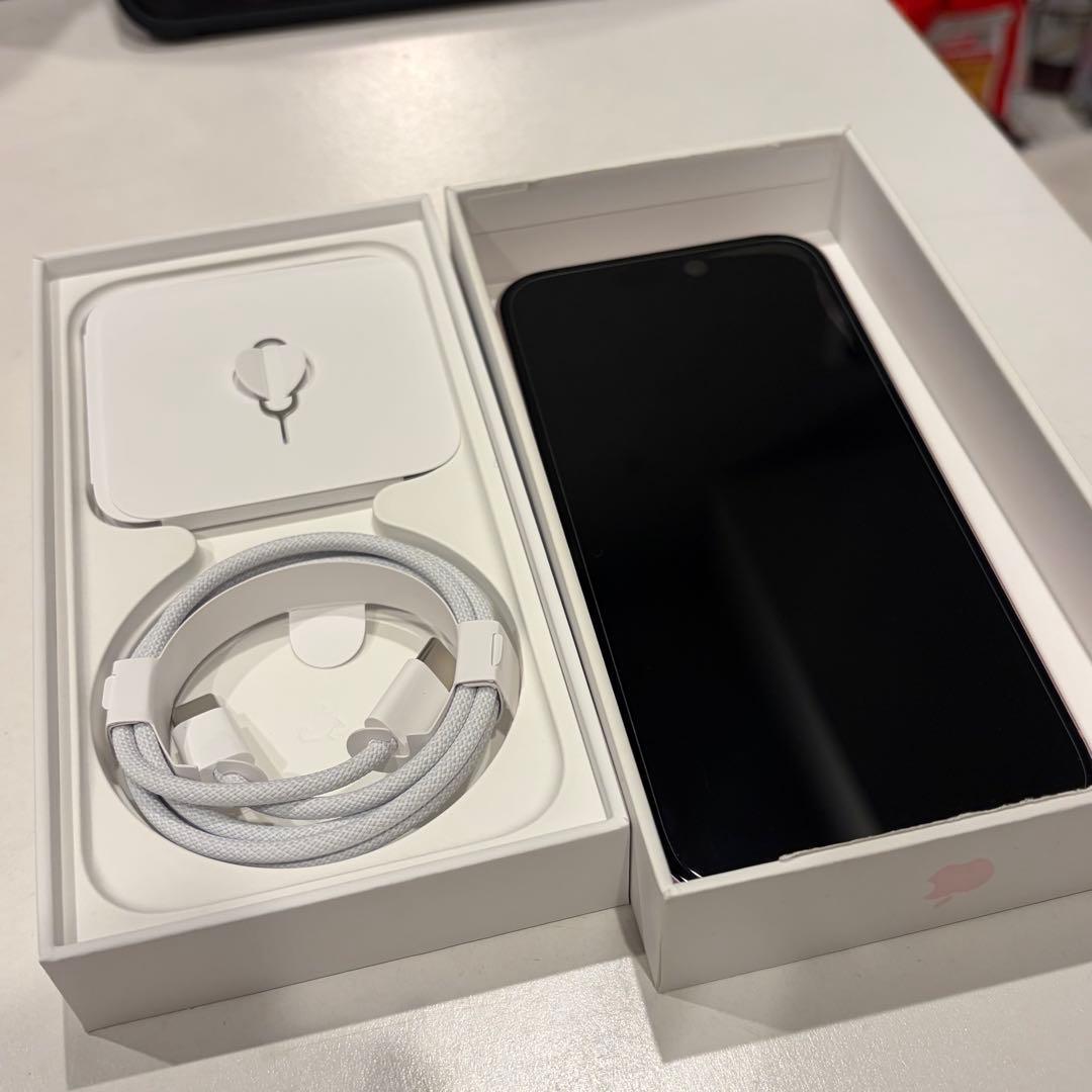 【美品】iphone15 ピンク 128GB 充電コード付