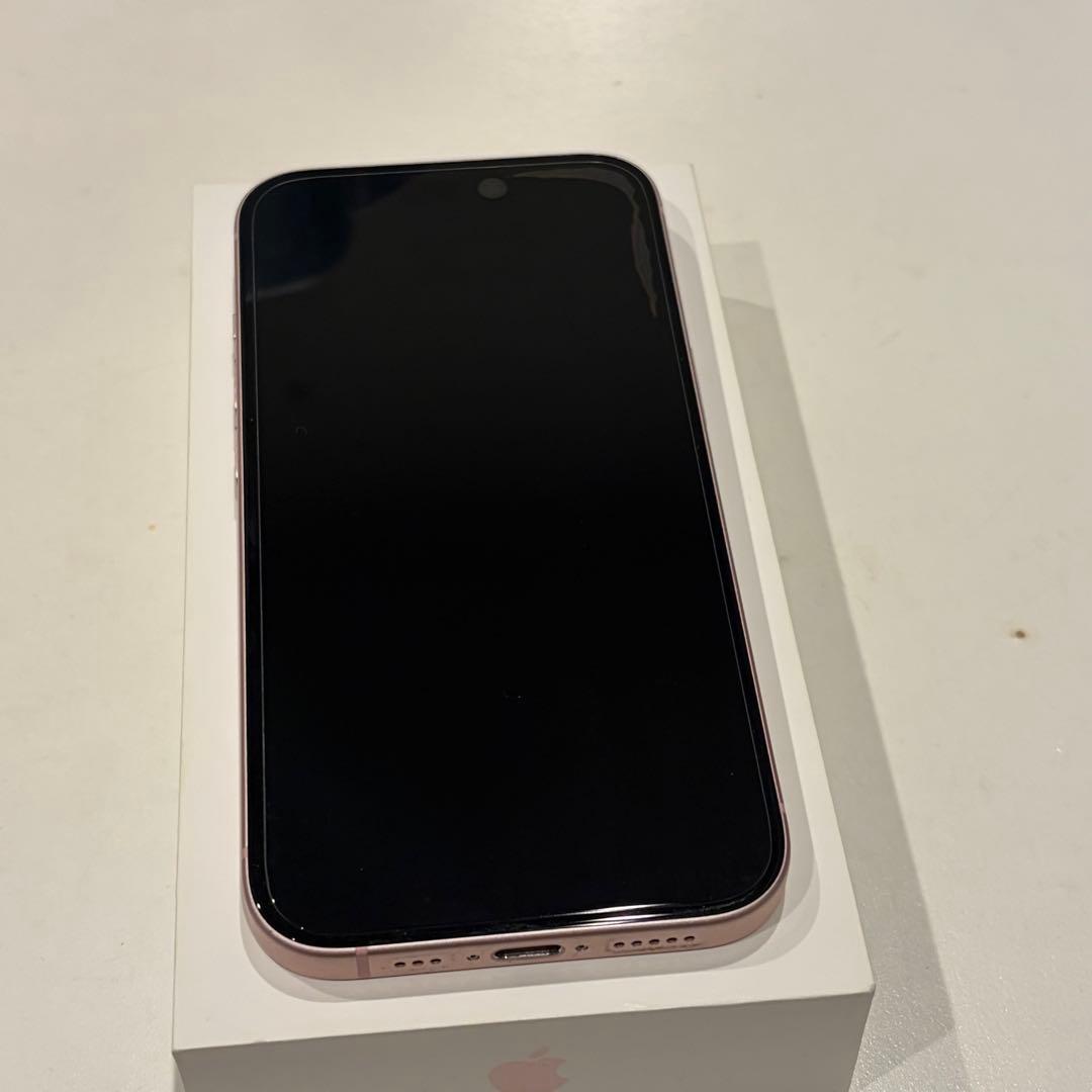 【美品】iphone15 ピンク 128GB 充電コード付