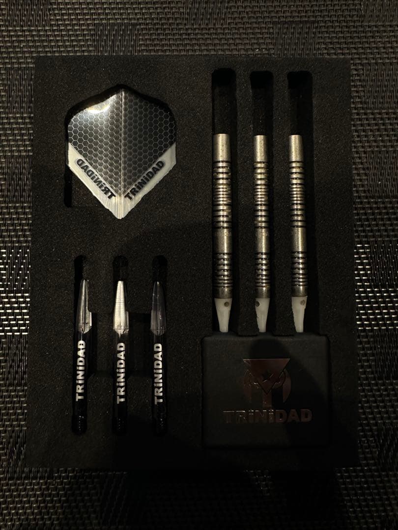 TRiNiDAD LAZY エスダーツ限定モデル