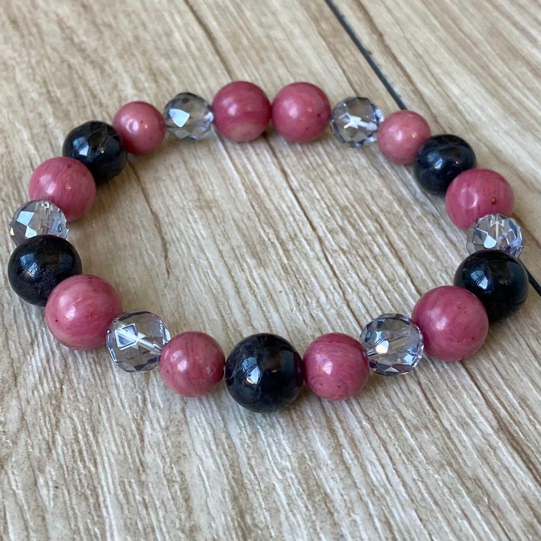 邪気を祓い・人間関係を良好にする/シリシャス黒翡翠/パワーストーンブレスレット