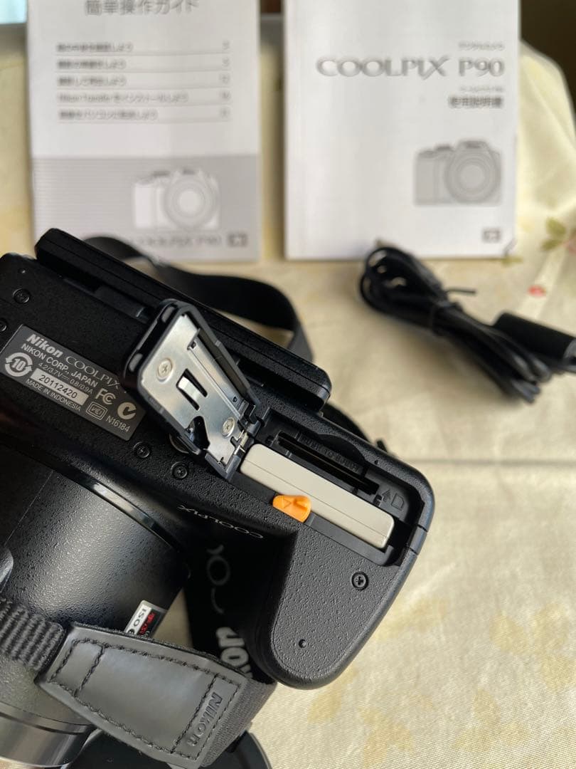 【完動品】Nikon COOLPIX P90 デジタルカメラ 動作確認済みケース