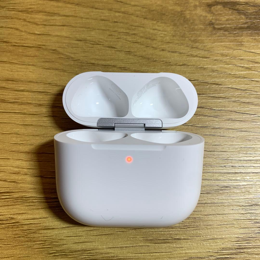 Apple AirPods Pro 第4世代　ANC 充電ケース