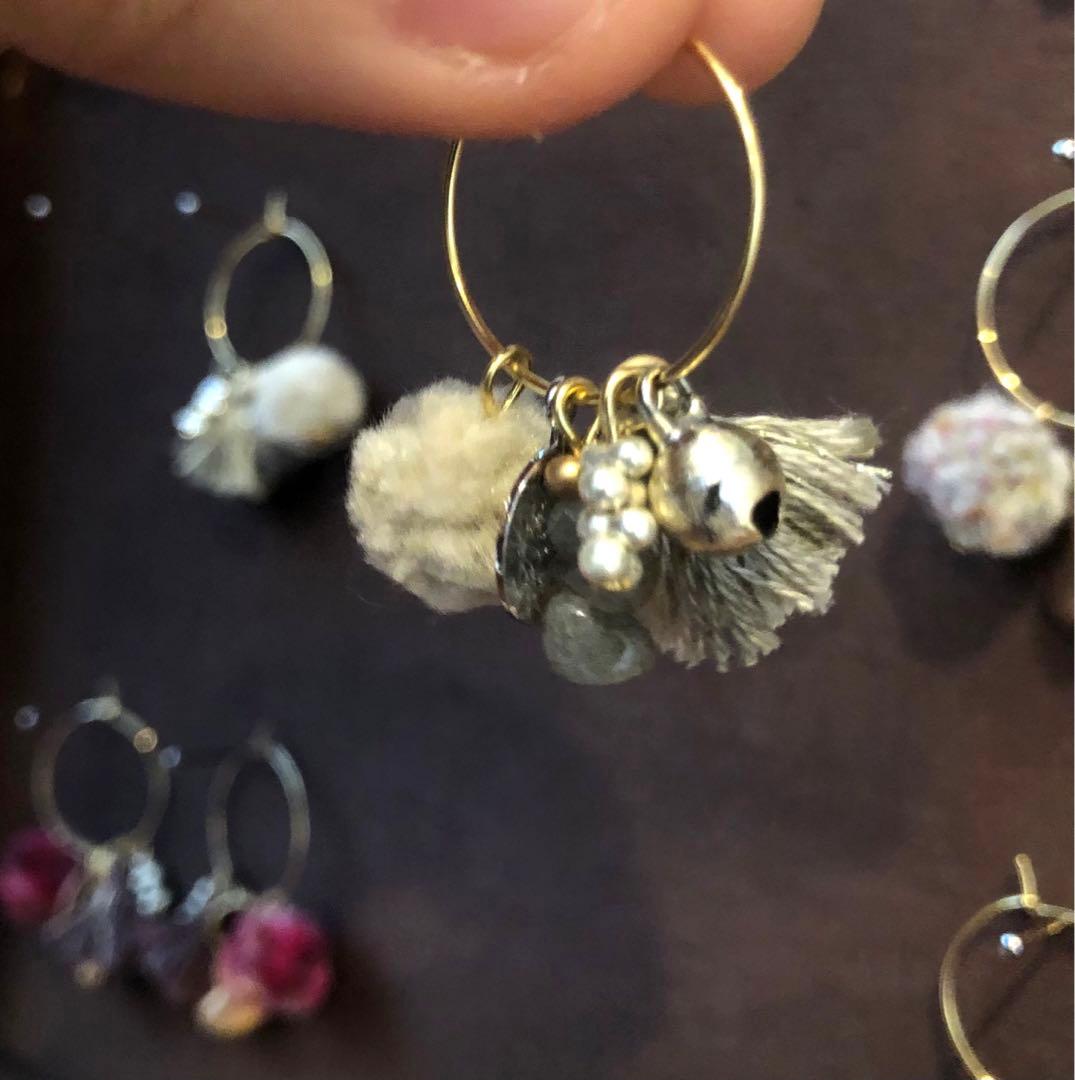 ハンドメイドピアス＊『色彩と飾りの魔法』ボンボン×タッセル　カスタムオーダーOK