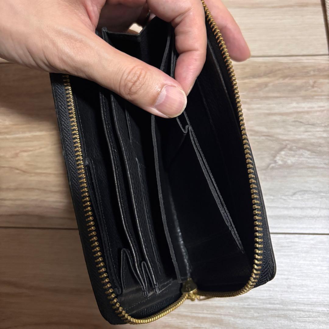 【値下】黒レザー長財布 ゴールドファスナー