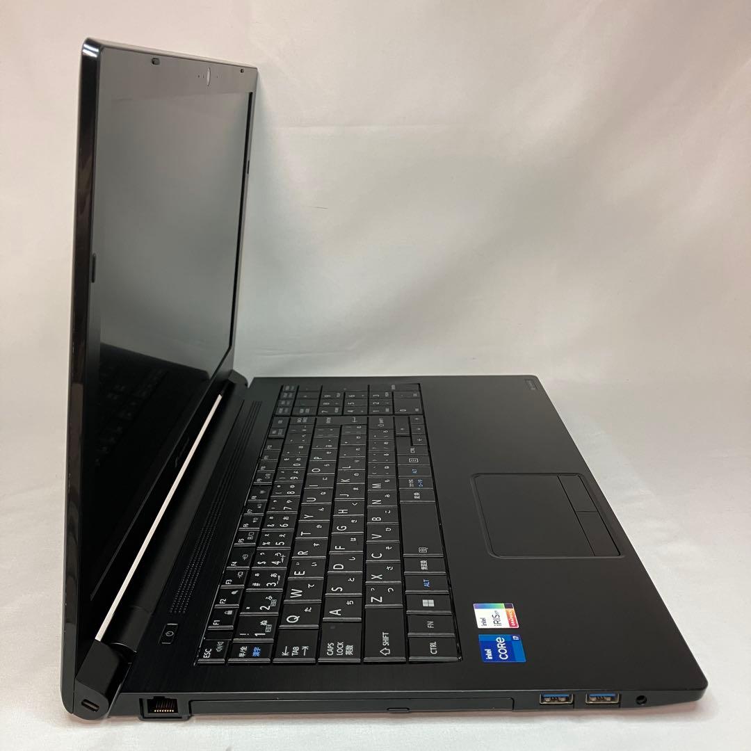 美品 dynabook B65 11世代 i7 16GB 512GB 15.6型
