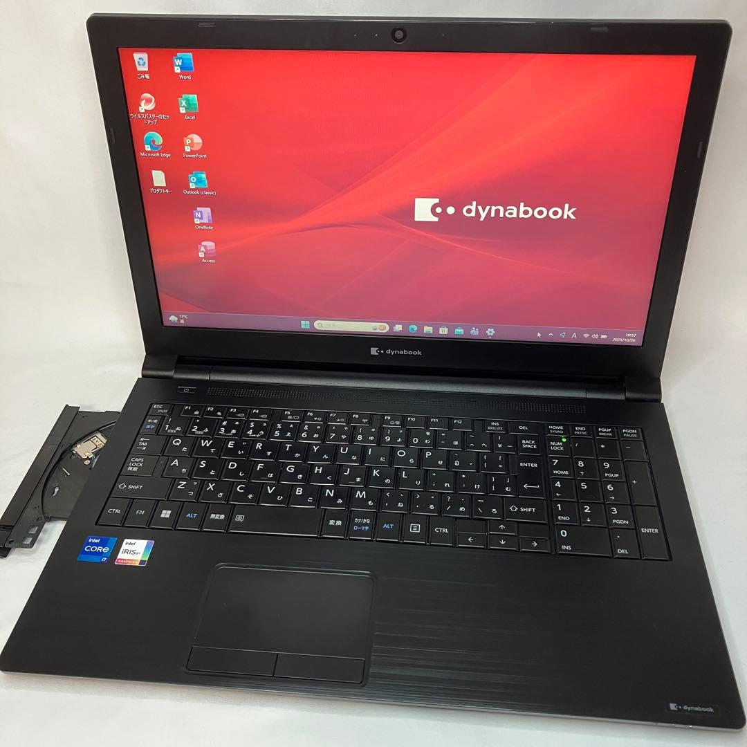 美品 dynabook B65 11世代 i7 16GB 512GB 15.6型