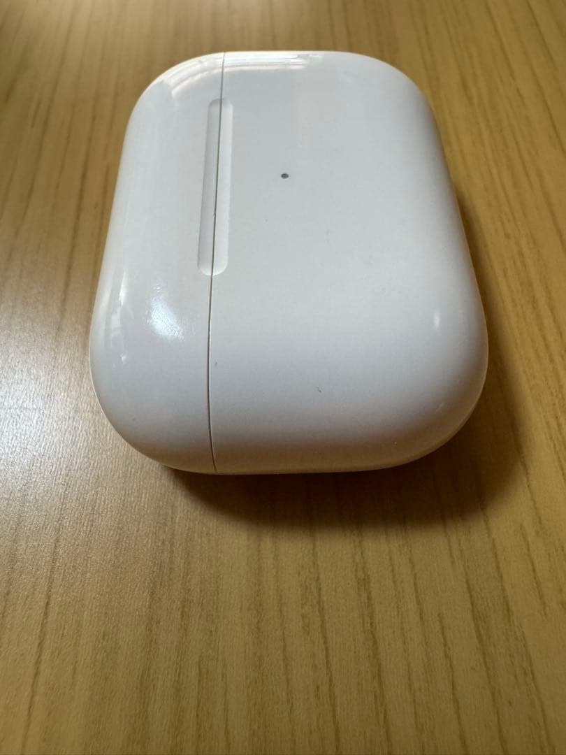 AirPods Pro 第1世代 ケース付【イヤーピースなし】