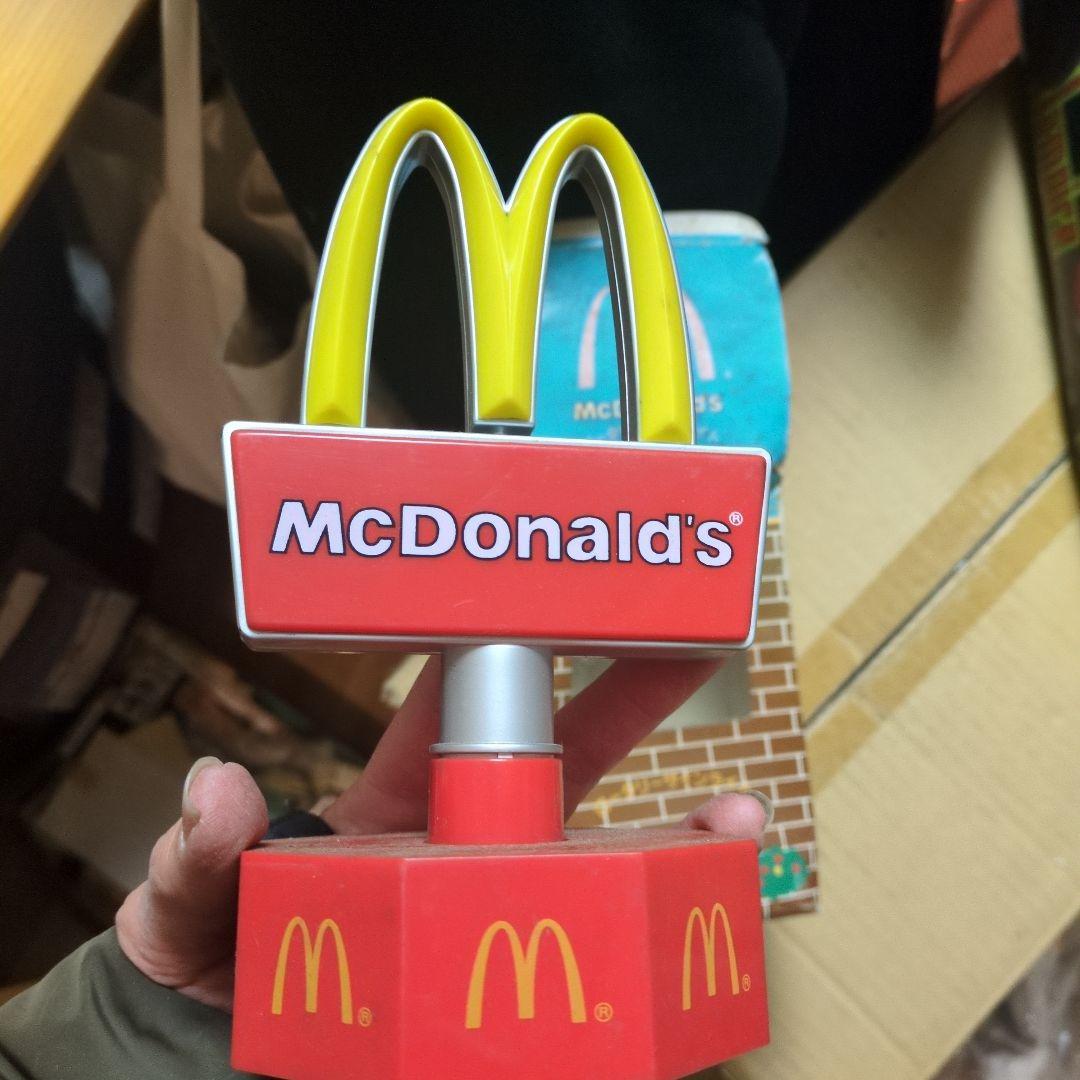 マクドナルドロータリーサインライト