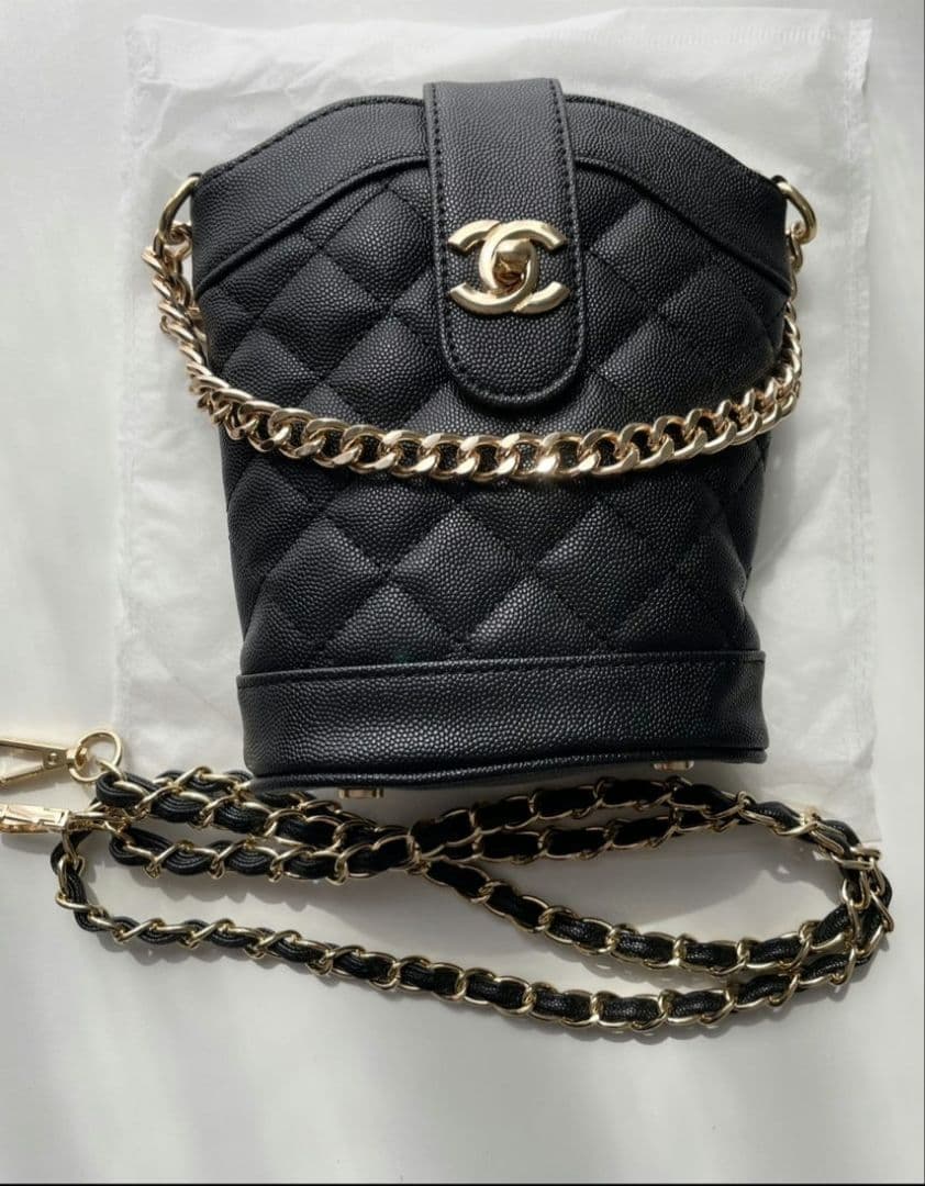 シャネル ノベルティ チェーンショルダー
