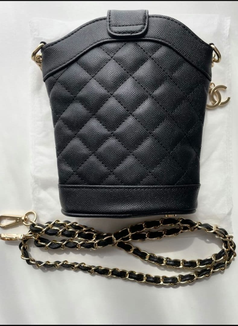 シャネル ノベルティ チェーンショルダー