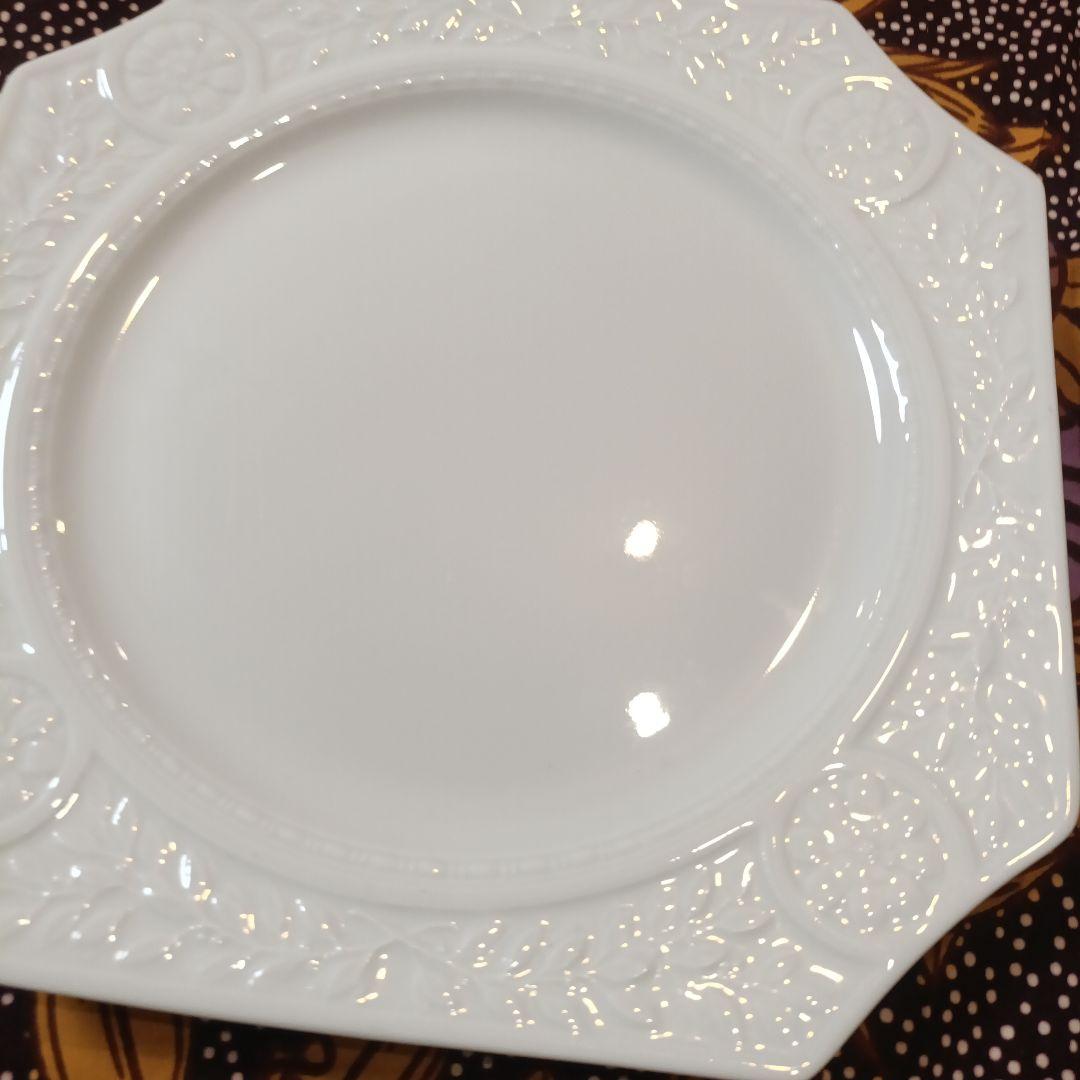 ベルナルド　BERNARDAUD　ルーブル　角皿　23.5cm
