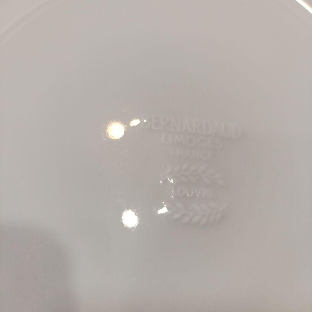 ベルナルド　BERNARDAUD　ルーブル　角皿　23.5cm