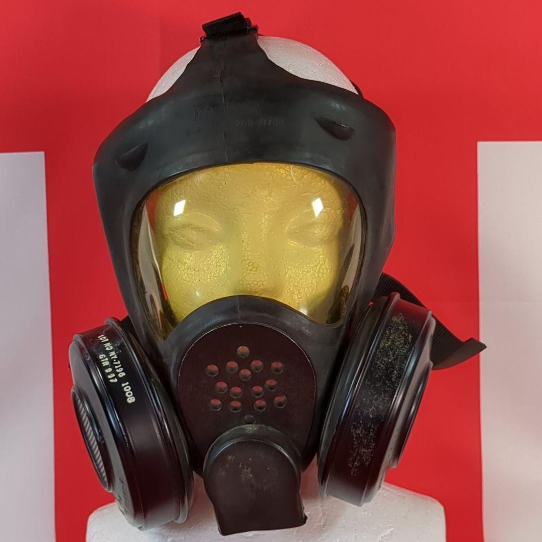 【実物美品】アメリカ海軍 Mark Vガスマスク＆バッグ付き（曇り止め付き）