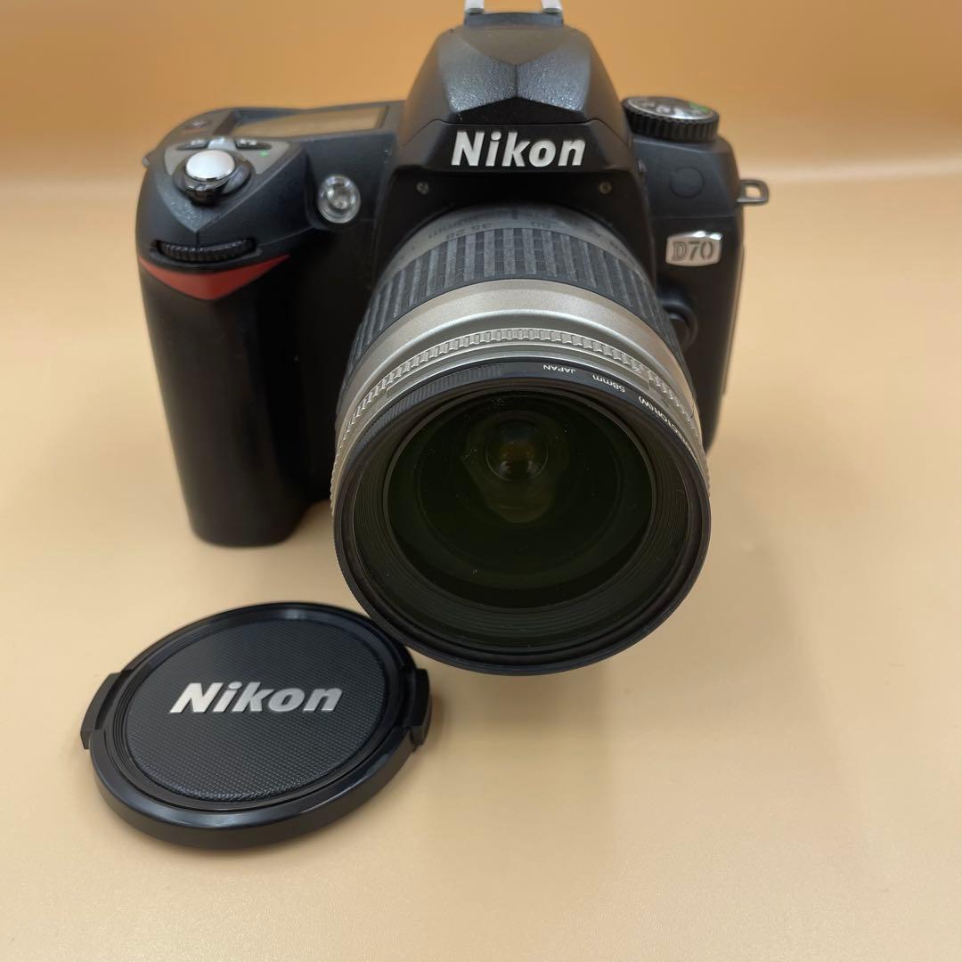 美品　Nikon D70 デジタル一眼レフ　カメラ　セット品　お得品