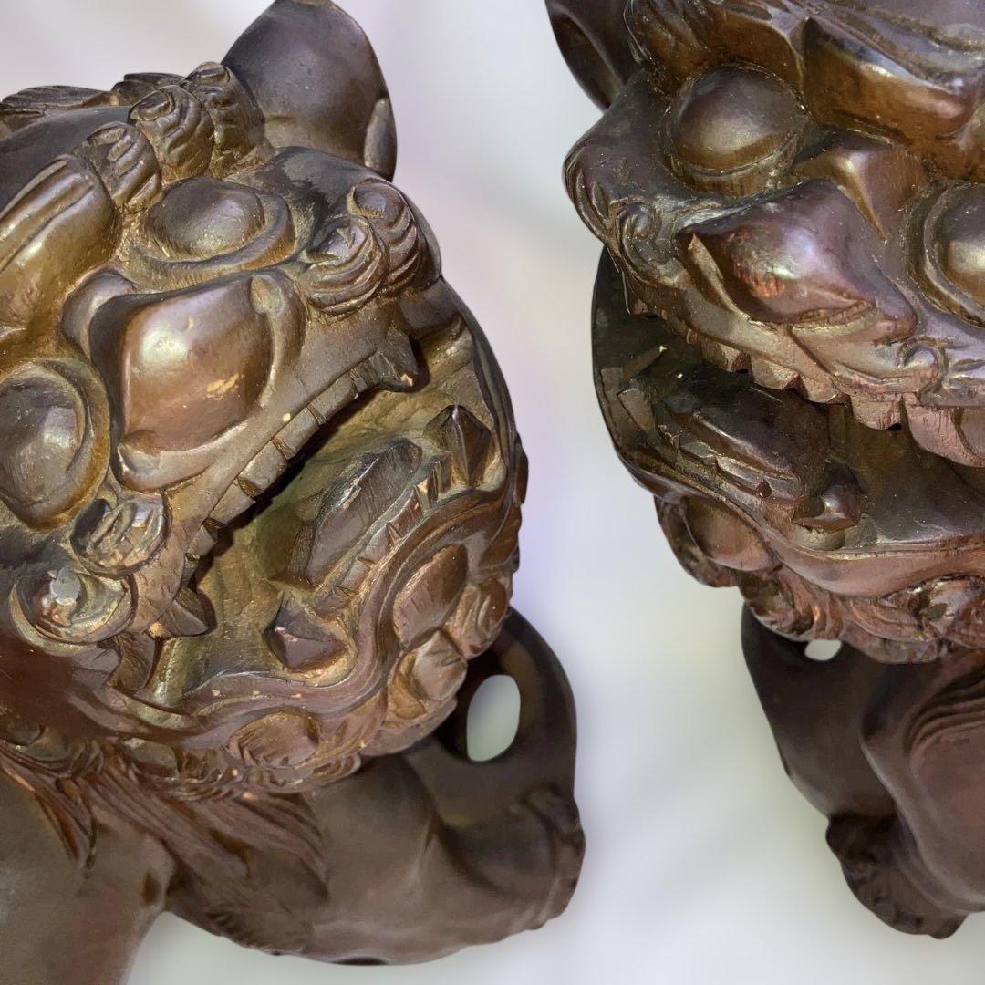 (466)美術工芸品の木彫りの獅子の置物