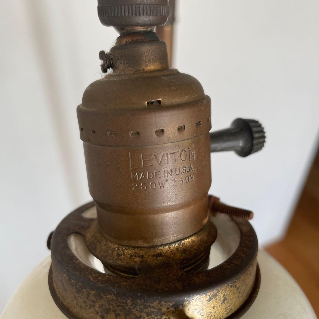 アンティーク　LEVITON フロアランプ　MADE IN USA