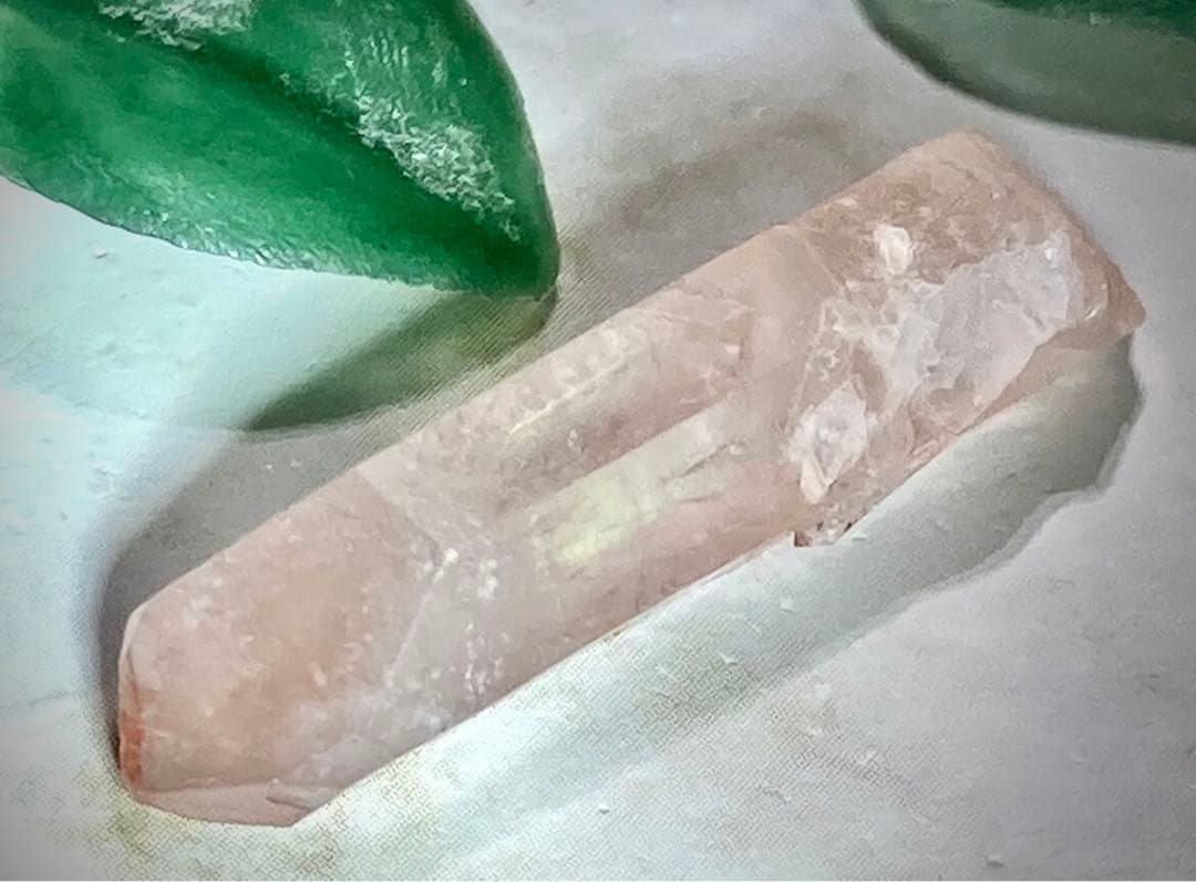 【チャネリング】虹入り✨　ピンク　レムリアンシード　クリスタル　原石