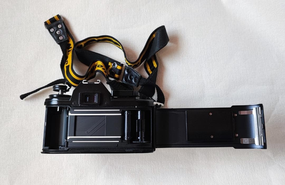 Nikon EM レンズ２本付き　動作品　フィルムカメラ