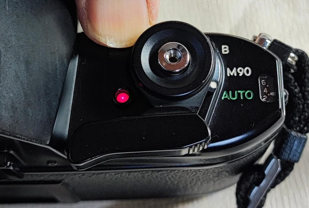 Nikon EM レンズ２本付き　動作品　フィルムカメラ